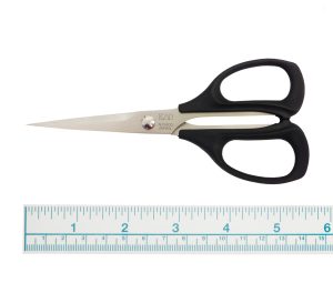 Kai N3140S: 5 1/2-inch Embroidery and Handicraft Scissors